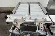 Bizerba CWDmaxx check weigher with pushers