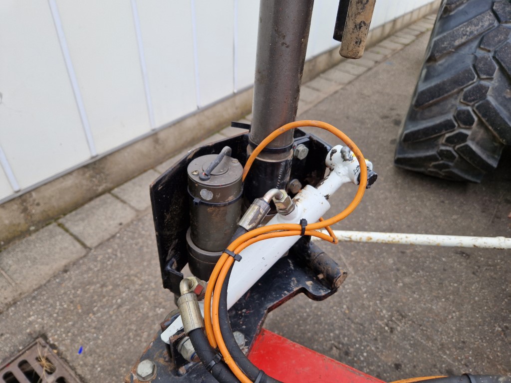 ������� Landini REX 85 F � ������������� SBO
