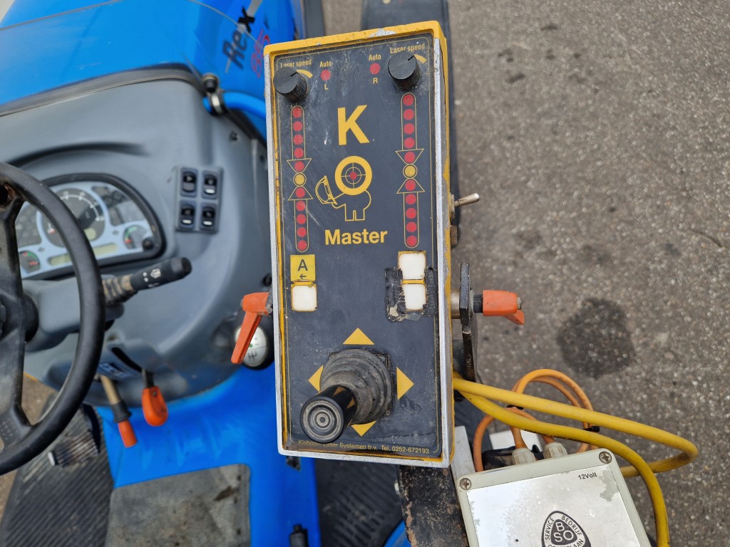 ������� Landini REX 85 F � ������������� SBO
