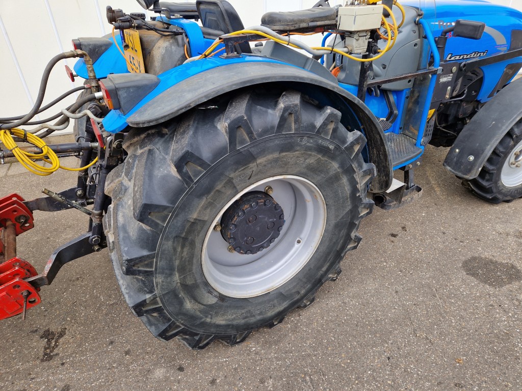 ������� Landini REX 85 F � ������������� SBO