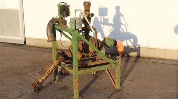 Landini traktor szivattyú a traktor mögé.
