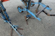 Lauwers hoeing machine 2 rows with steering