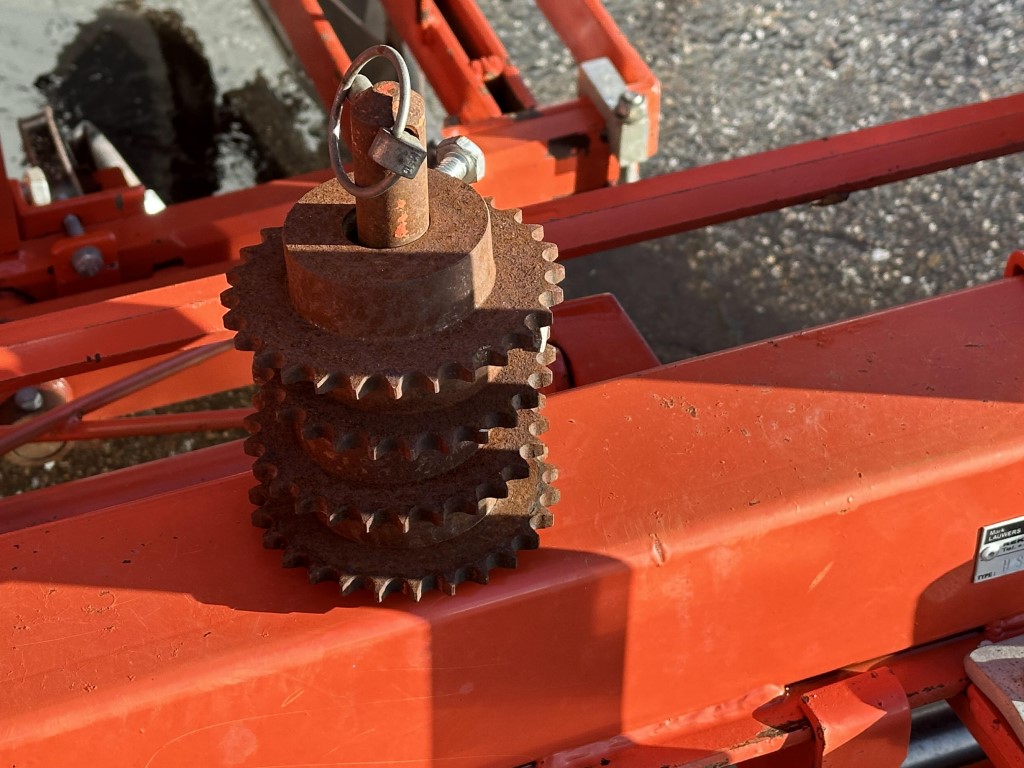 �������� ������ Lauwers HSP 200 � 4 ������