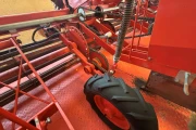 Lauwers HSP TML planting machine with trailer