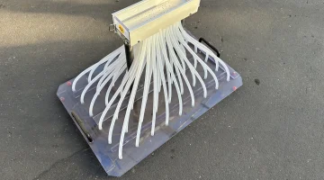 Lehners seeder for trays