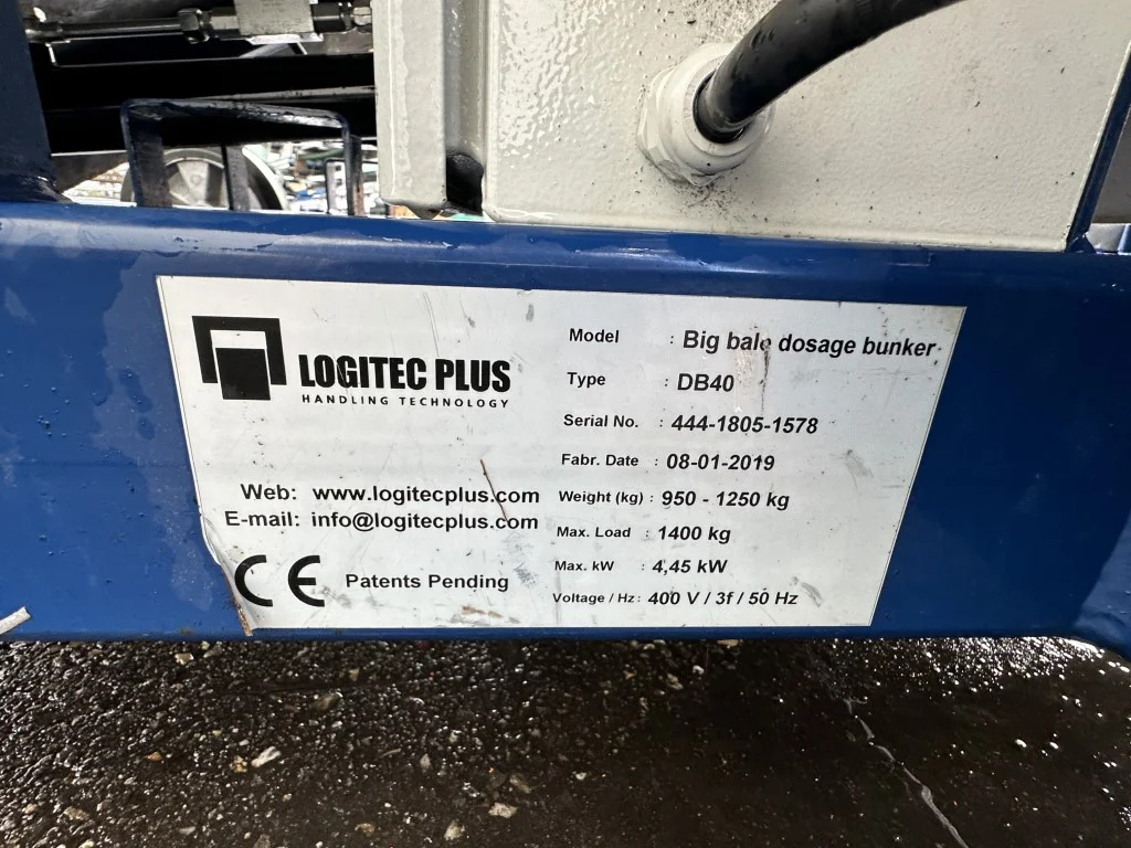 Logitec DB40 Big-Bale dosage bunker • Duijndam Machines