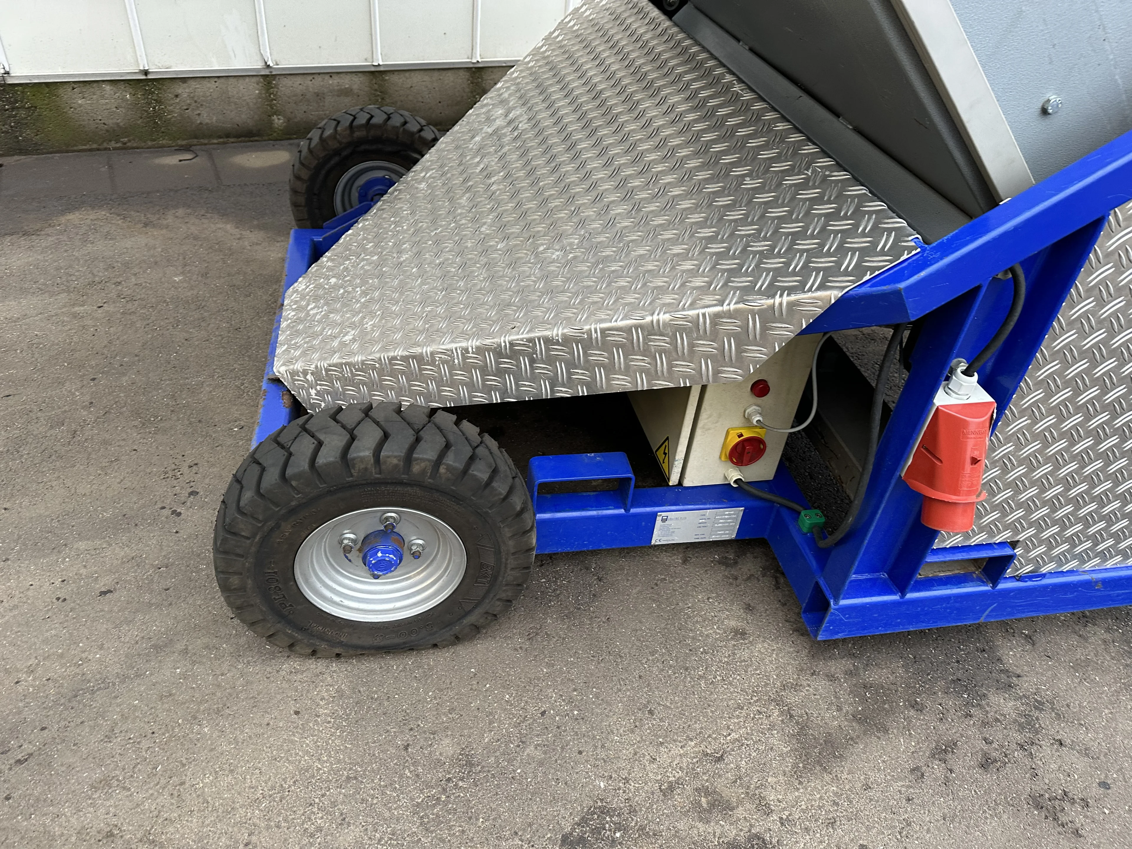 Logitec DB40 Bigbale bunker dosage • Duijndam Machines