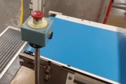 Loma Lock Inspection Systems MET 30+ metaaldetector met pusher