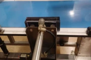 Loma Lock Inspection Systems MET 30+ metaaldetector met pusher