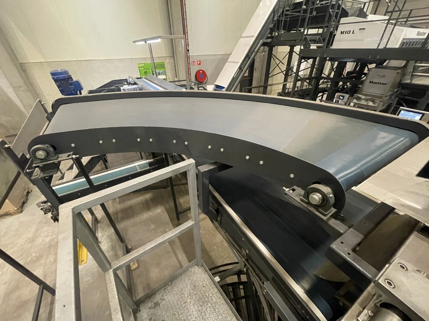 Manter M10 L weighing machine with infeed conveyor, buffer conveyor and ...