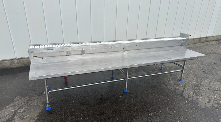 Marco 300 cm roller conveyor driven 300 x 17 cm