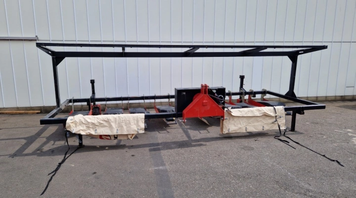 Maréchal weeding machine 8 rows