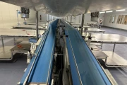Martin Stolze combi conveyor production and packaging line with 11 Marco work tables with scales