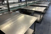 Martin Stolze combi conveyor production and packaging line with 11 Marco work tables with scales
