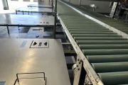 Martin Stolze Combi conveyor production and packaging line with 8 Marco work tables with scales