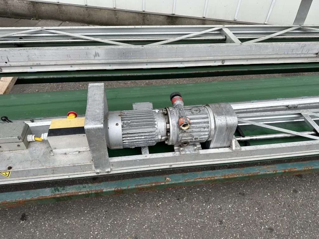Martin Stolze potplant conveyor transport system with adjustable speed ...