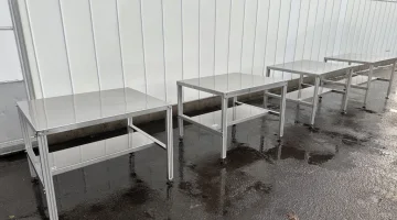 Martin Stolze Edelstahl-Arbeitstisch mit Aluminiumbeinen 120 x 100 cm