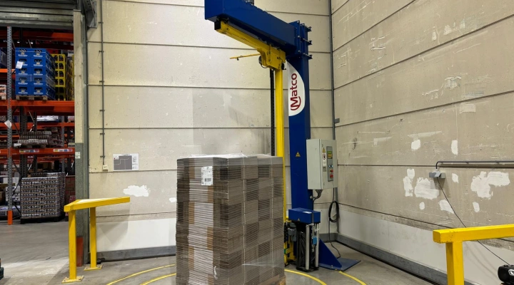 Matco A900/6 pallet wrapper