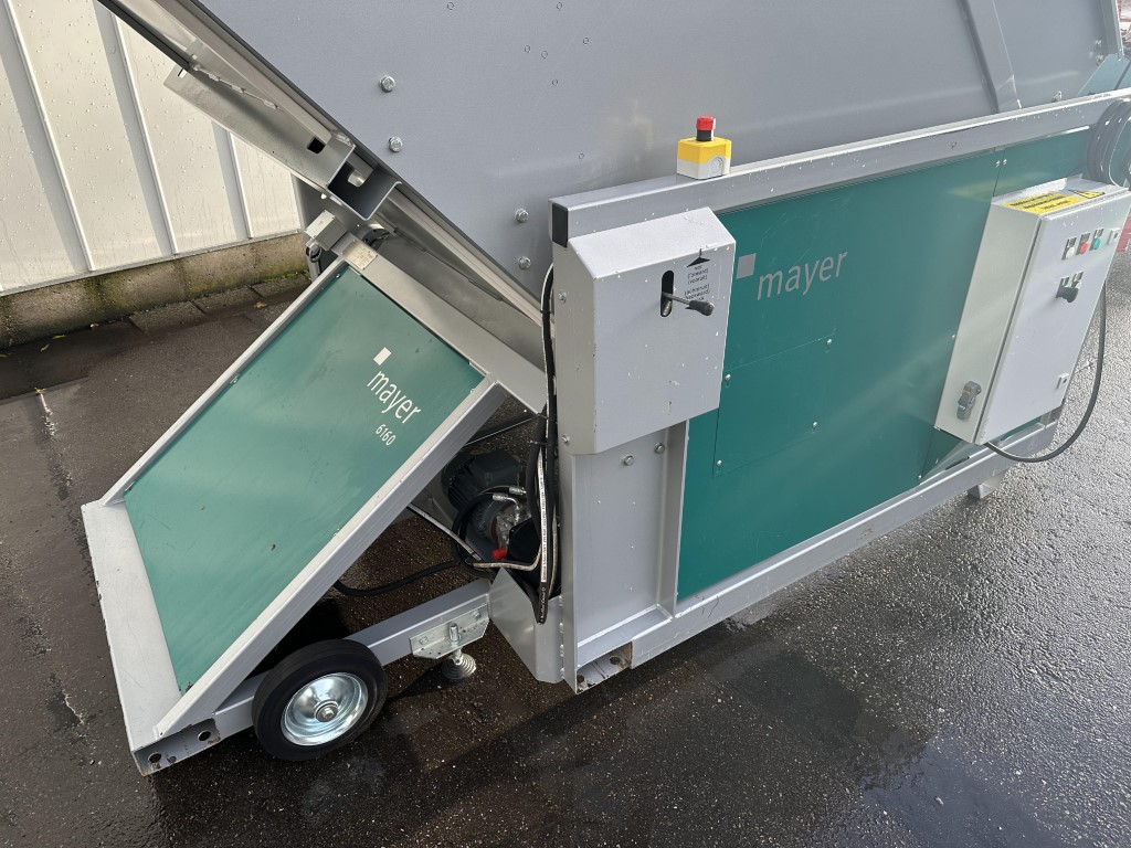 �������������� � ������������ ������ ��� ������ (��� ������ Big-bale)Mayer 6160