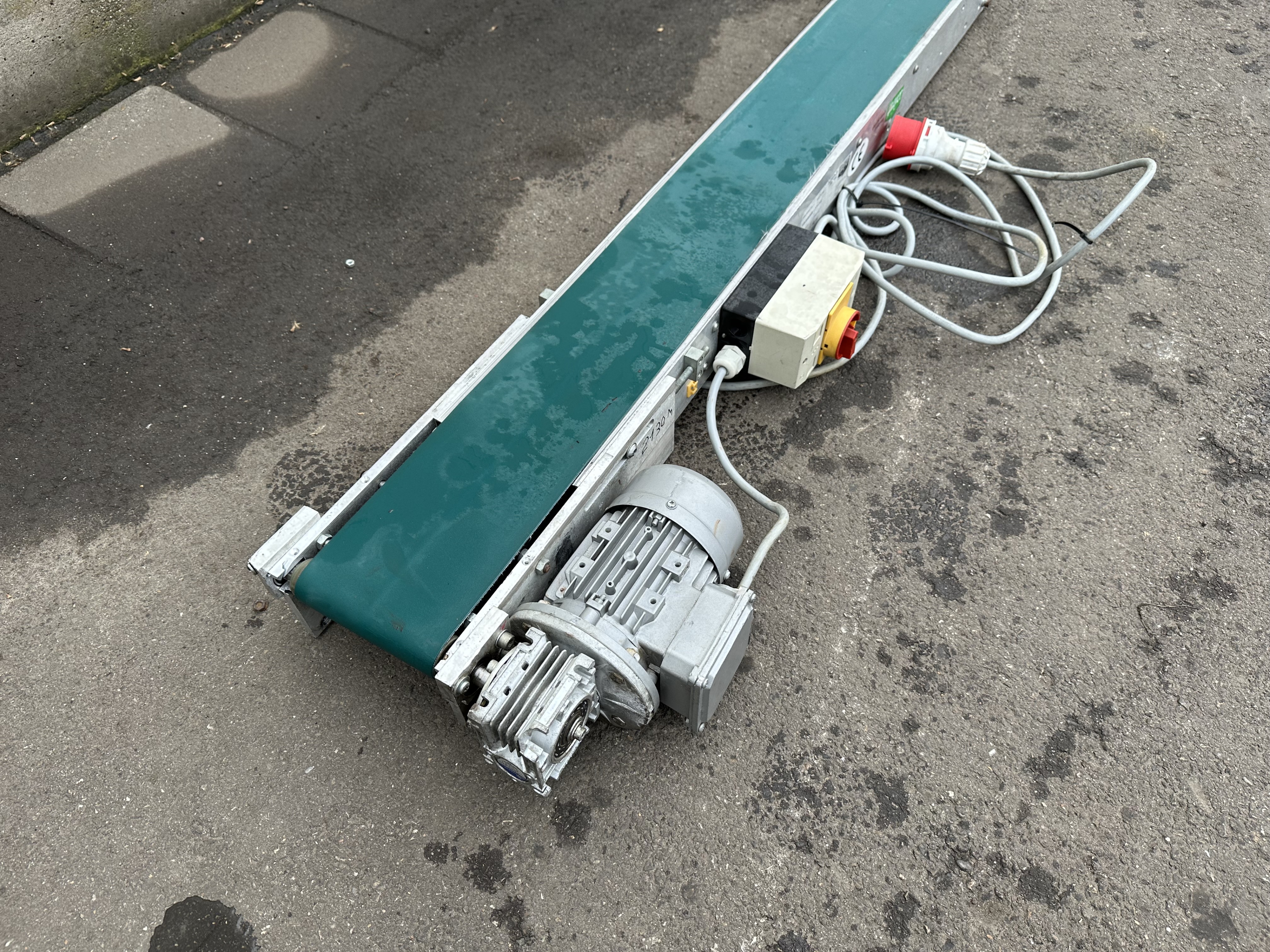 �������� Mayer 205 x 14 �� ��� ��������� ��������