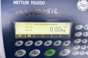 Mettler Toledo weighing machine