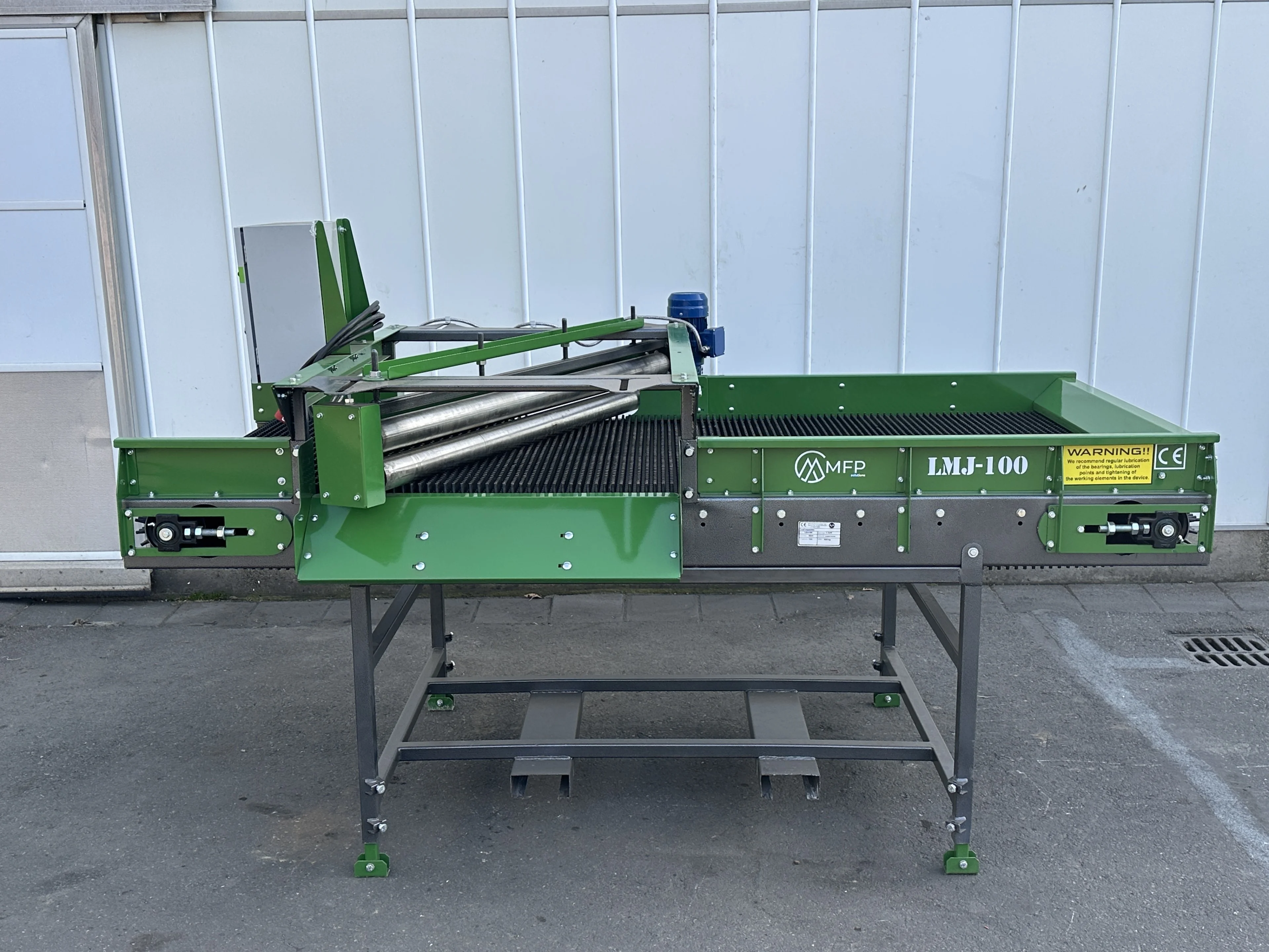 MFP LMJ100 hedgehog belt Haulm separator for potatoes, onions and root ...
