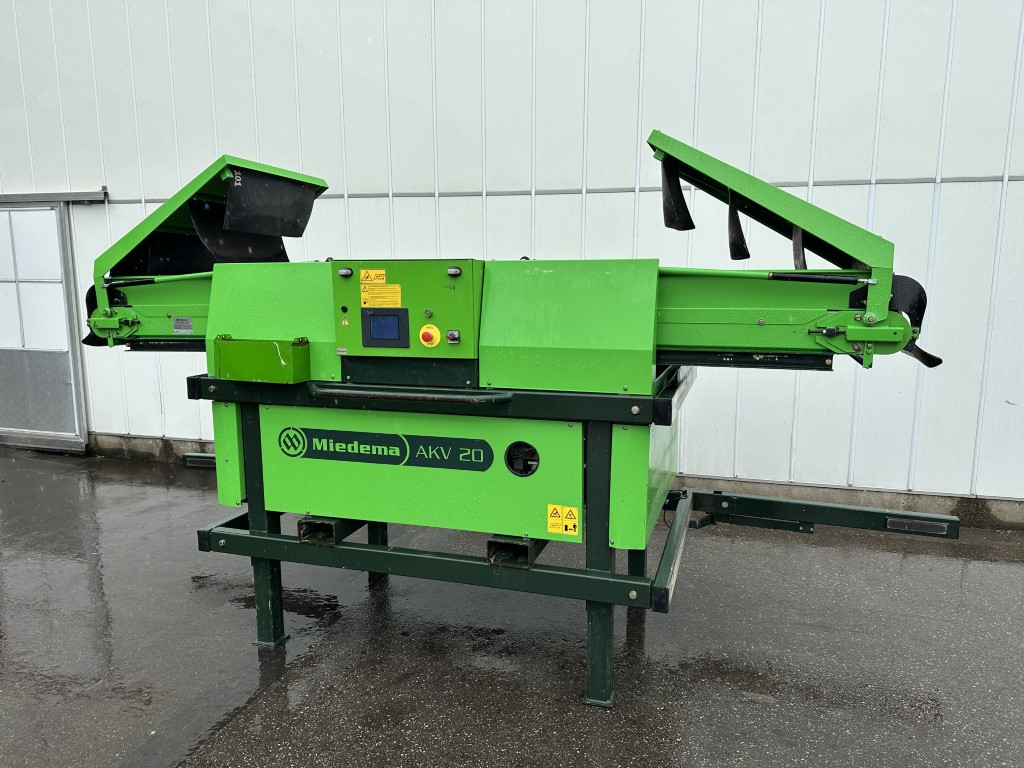 ����������� ������ Miedema AKV20