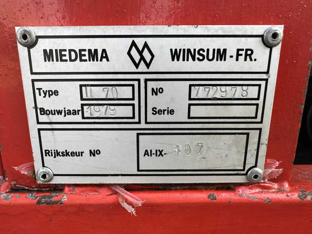 �������� �������� Miedema 700 x 50 ��