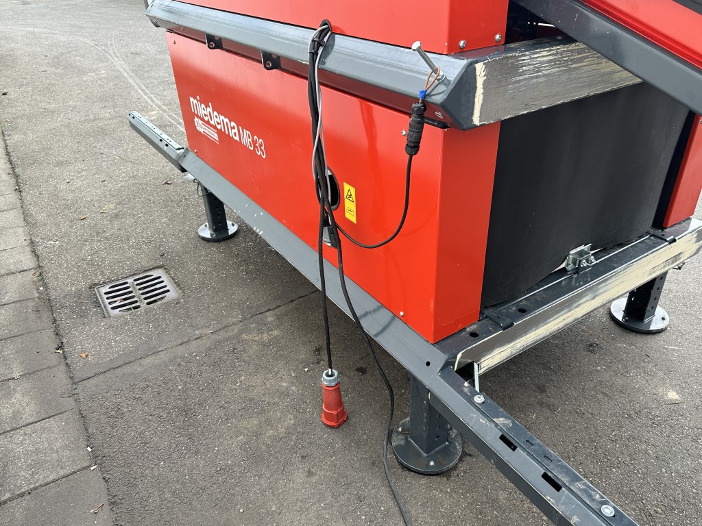 Miedema MB 33 ����������� �����������