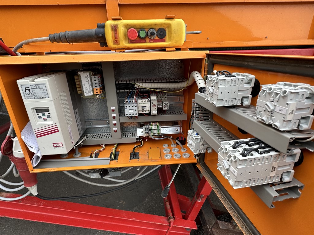 �������� ������ Miedema SB-151
