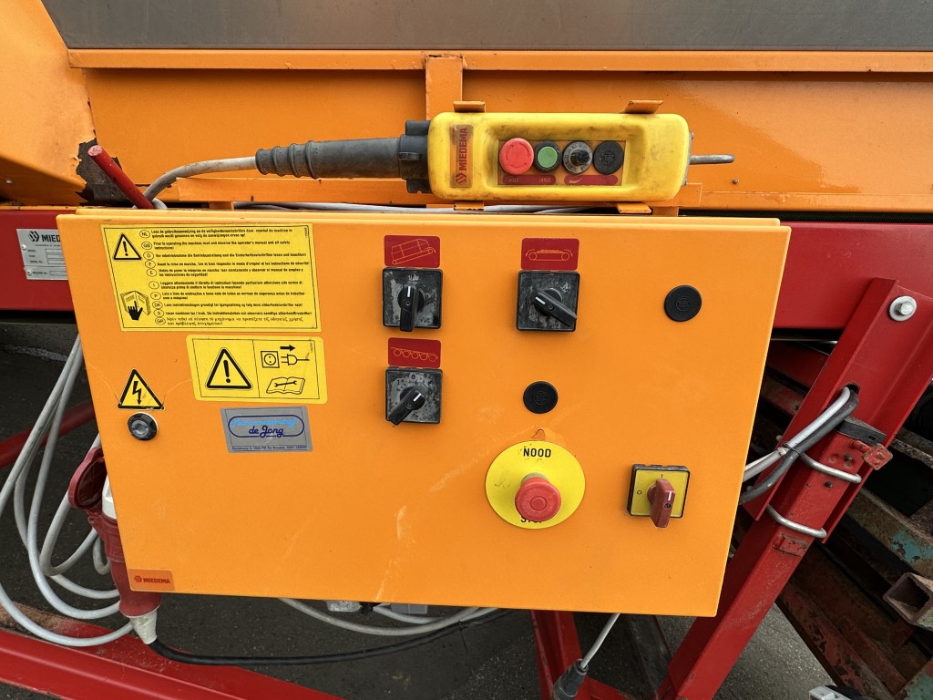 �������� ������ Miedema SB-151