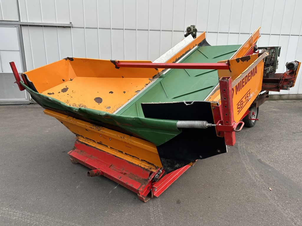 �������� ������ Miedema SB-151