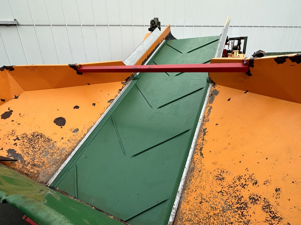 �������� ������ Miedema SB-151
