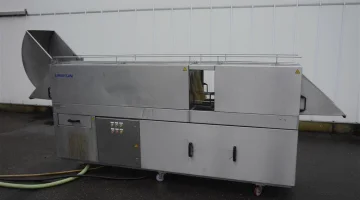 EFM industrial tray and cratewasher