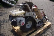 Mitsubishi flower cutting and bundling machine image 1