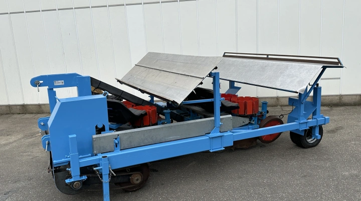 Monosem Super Planter carousel planting machine 5 rows