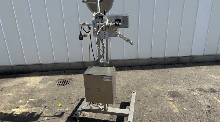 Multivac MR233 labelling machine