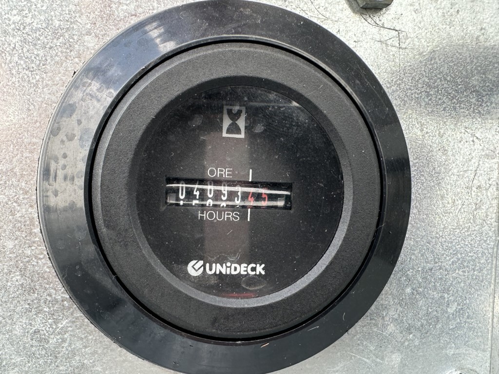Munckhof Pluk-O-Trak Junior 320 ������a ��� ������ ������