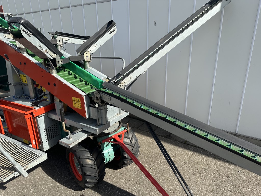 Munckhof Pluk-O-Trak Junior 320 ������a ��� ������ ������