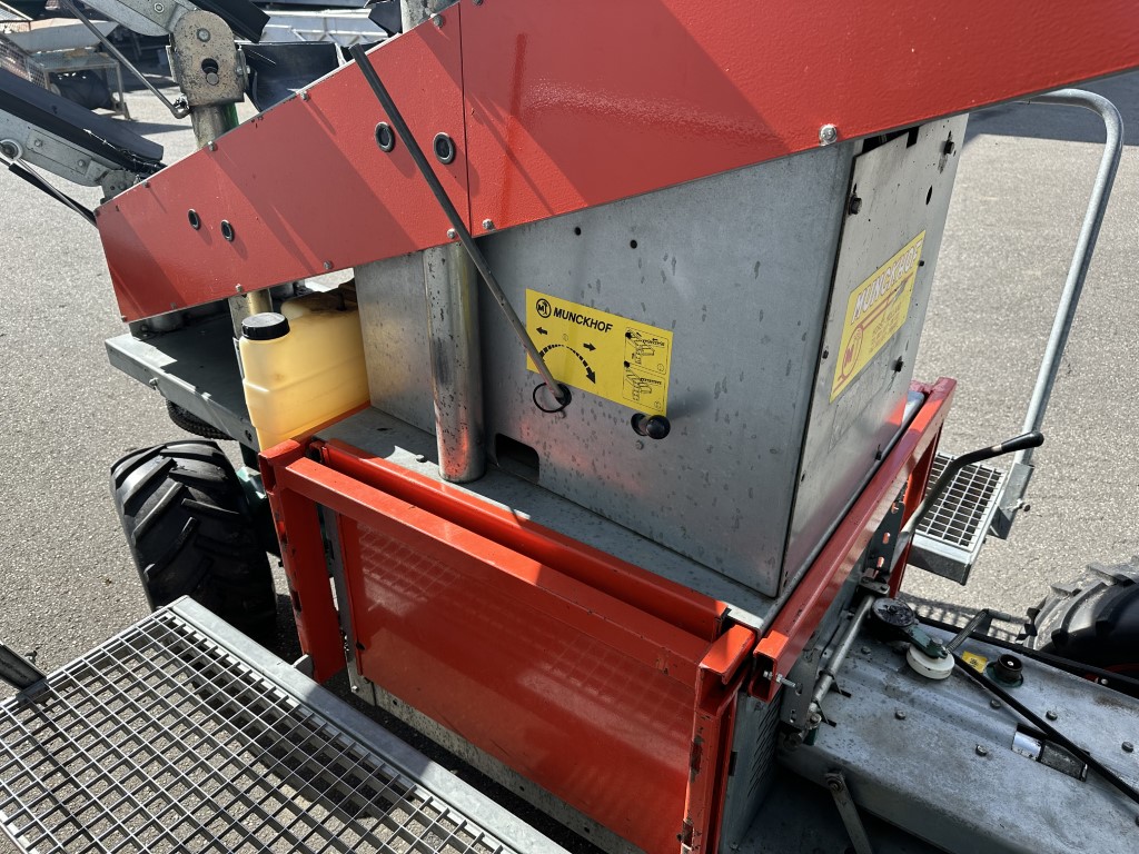 Munckhof Pluk-O-Trak Junior 320 ������a ��� ������ ������