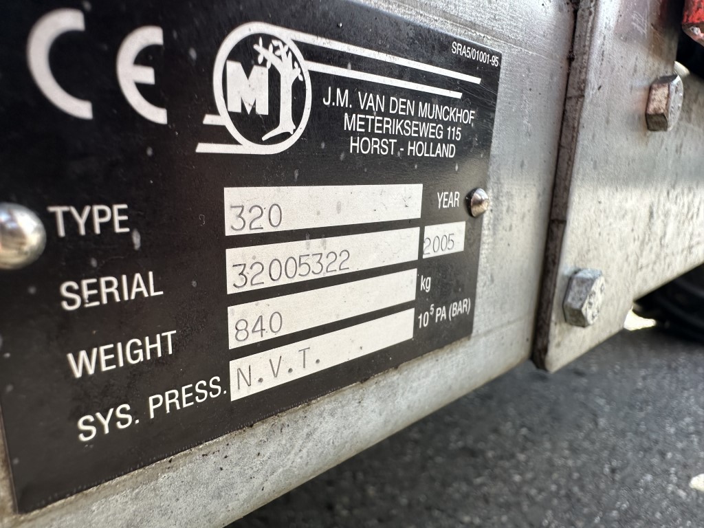 Munckhof Pluk-O-Trak Junior 320 ������a ��� ������ ������