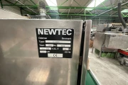 Newtec 2014A weigher for apples with 2 x PEB-40AE bag filling machine