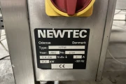 Newtec PEB AE40 bagging machine for apples with tape