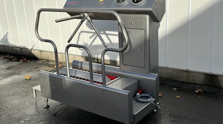 Nieros URK hygiënestation met voetenreiniging