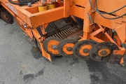 Nobels 2B bedlifter for flowerbulbs and carrots