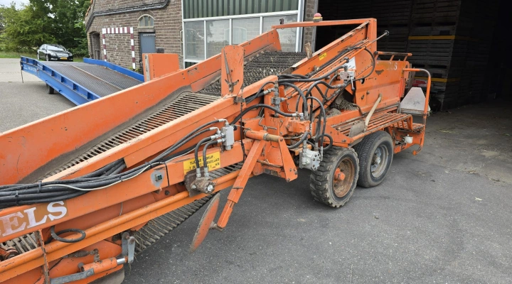 Nobels 2B bedlifter for flowerbulbs and carrots