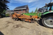 Nobels 2B harvester for carrots and flower bulbs