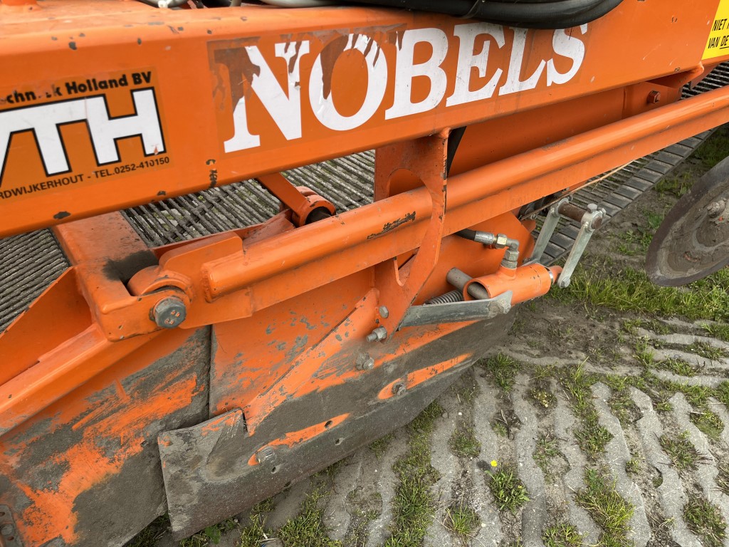��������� ������ Nobels 2B � ���������� �����������