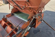 Nobels onions & bulbs planting machine 4 rows