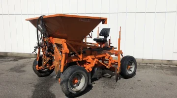 Nobels planting machine for flower bulbs and onions. 180 cm track distance